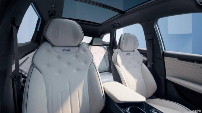 23085137d955fb356c7954.jpg image004.jpg