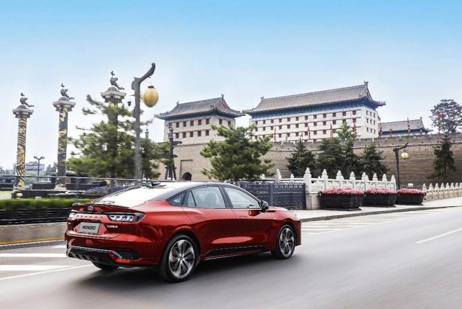 福特公司車路協(xié)同系統(tǒng)，帶領(lǐng)車主邁入“不等燈”時(shí)代