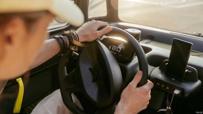 070046024a72b4528e7368.jpg image005.jpg