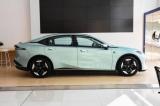 最值得買的新款新能源汽車？試駕長安深藍SL03有感