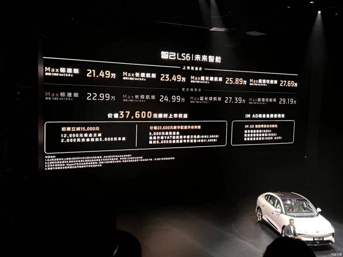 16083746ad1a2a88f41648.jpg image002.jpg