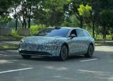 含純電、增程/秋季發(fā)布 享界旅行版車型諜照