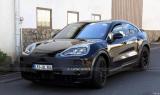 比肩Taycan Turbo GT 保時(shí)捷Cayenne EV諜照